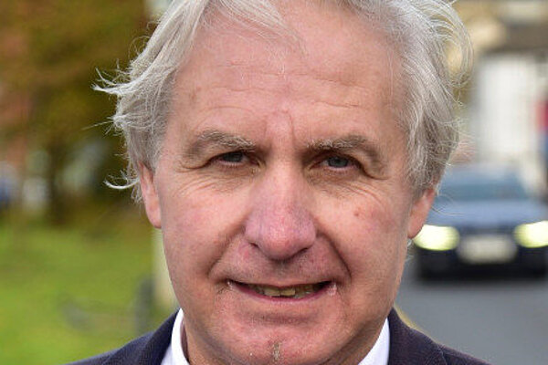 Clive English